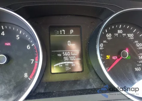 2017 Volkswagen Jetta 1.4T S z USA, uszkodzony, nr VIN 3VW2B7AJ3HM361523